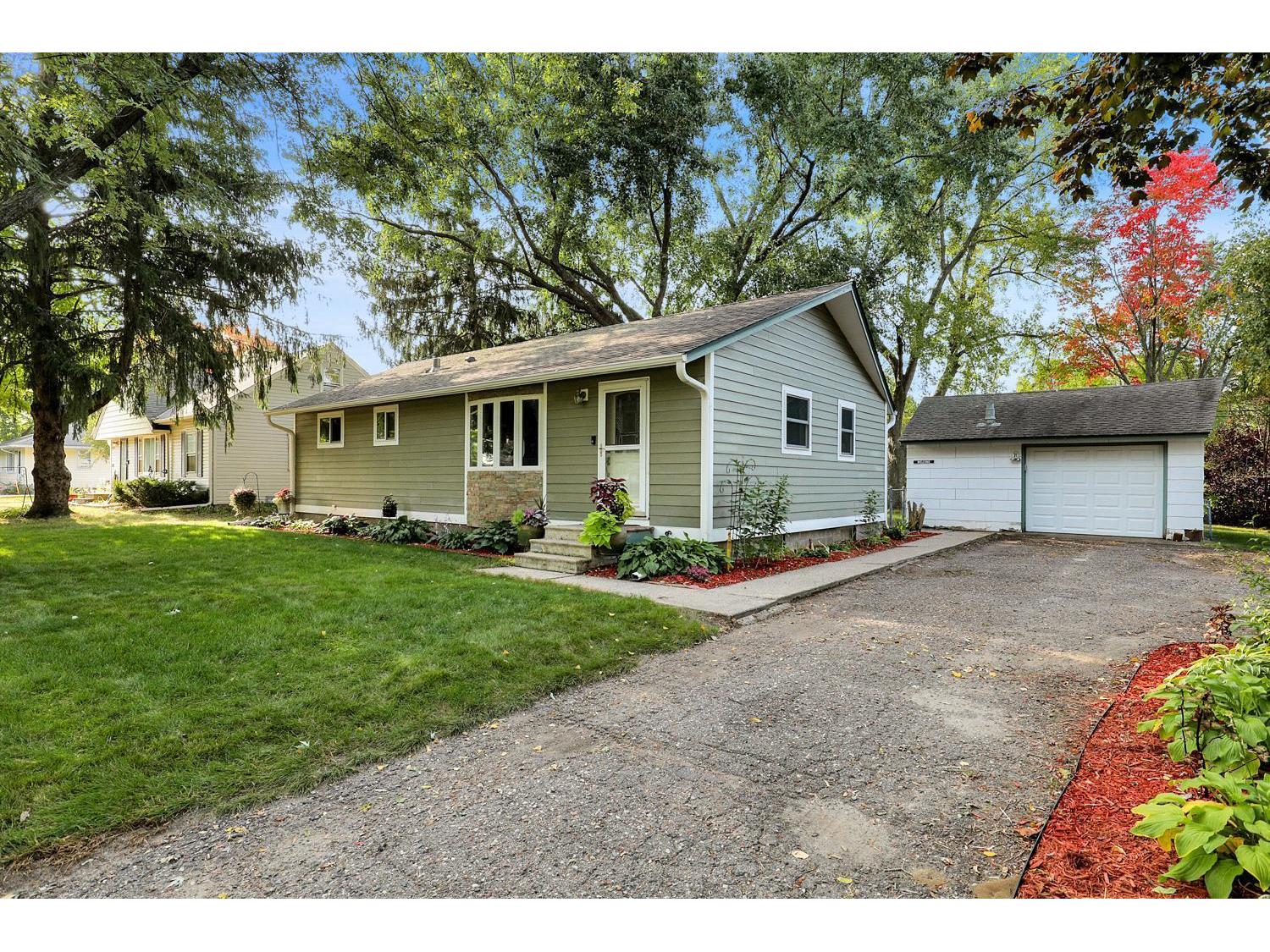 1771 Longview Drive, New Brighton, MN 55112 MLS 5665815 Edina Realty