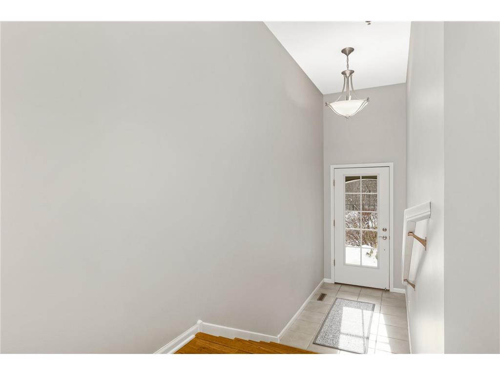 17710 Valley Cove Court Deephaven MN 55391 7001372 image3