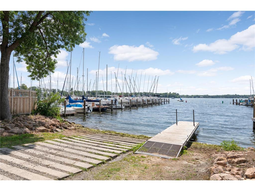 17710 Valley Cove Court Deephaven MN 55391 7001372 image39