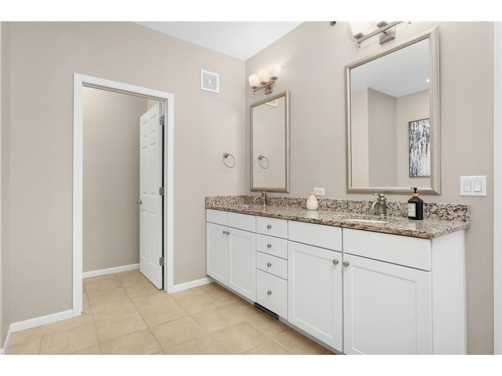 17710 Valley Cove Ct Deephaven MN 55391 7086733 image15