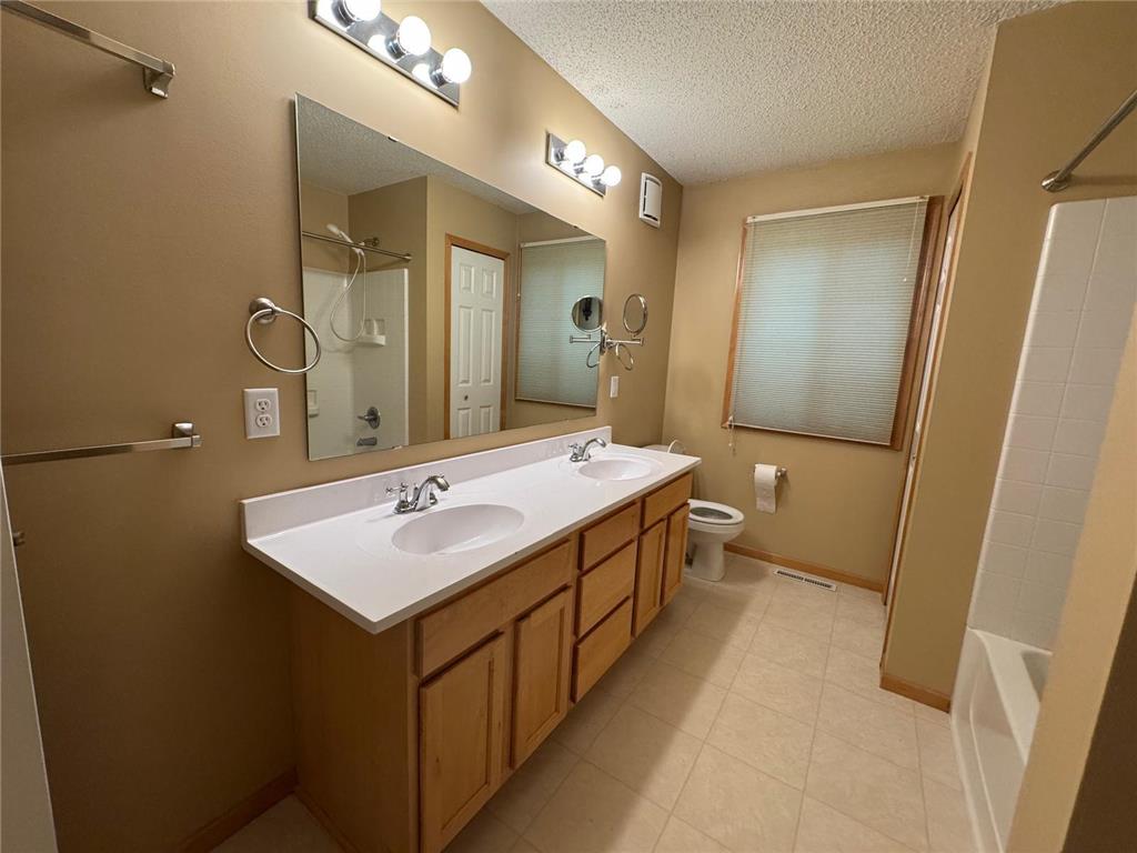 17713 96th Avenue N Maple Grove MN 55311 7080150 image18