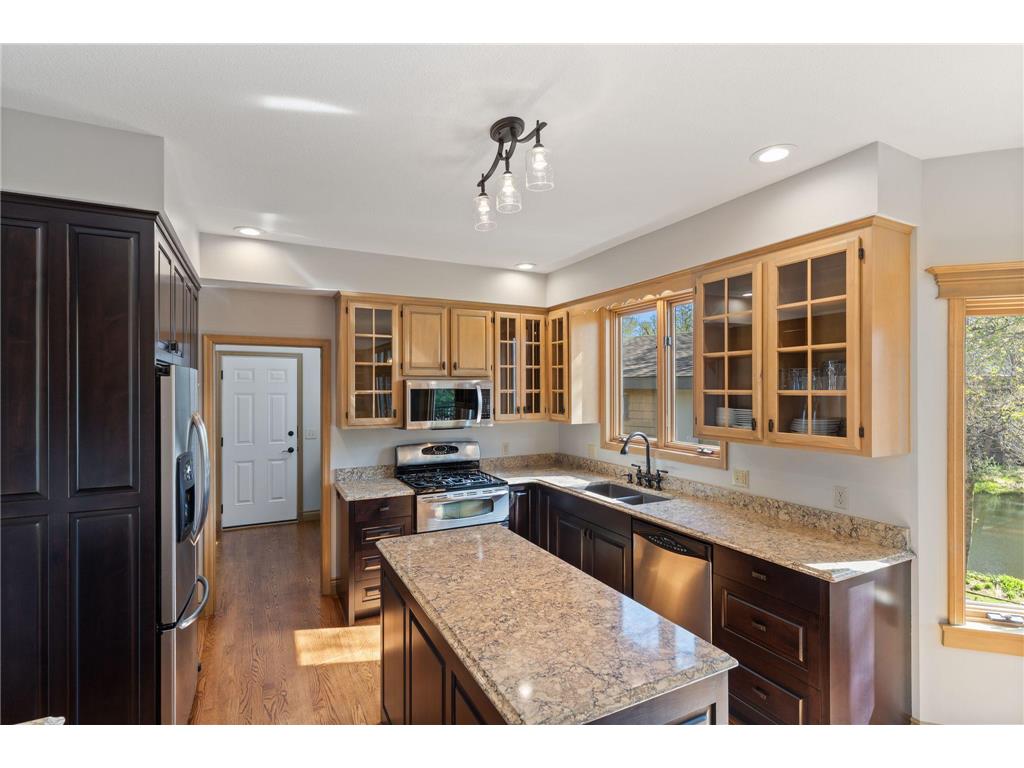 17718 Kingsway Path Lakeville MN 55044 7056001 image11