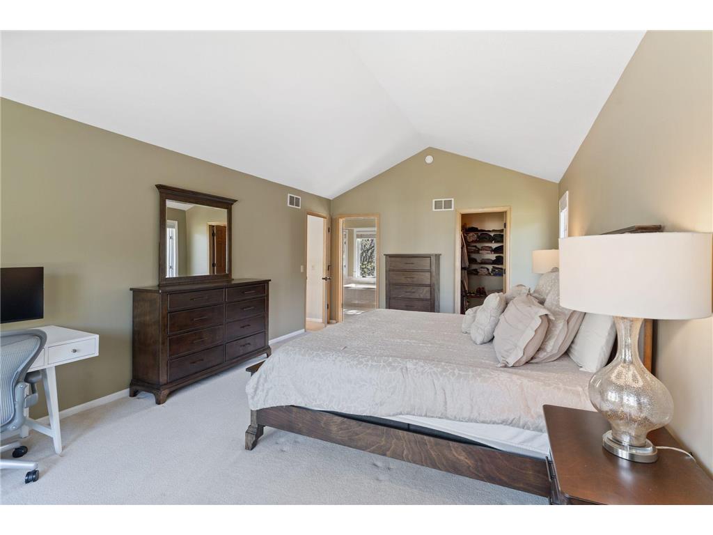 17718 Kingsway Path Lakeville MN 55044 7056001 image20