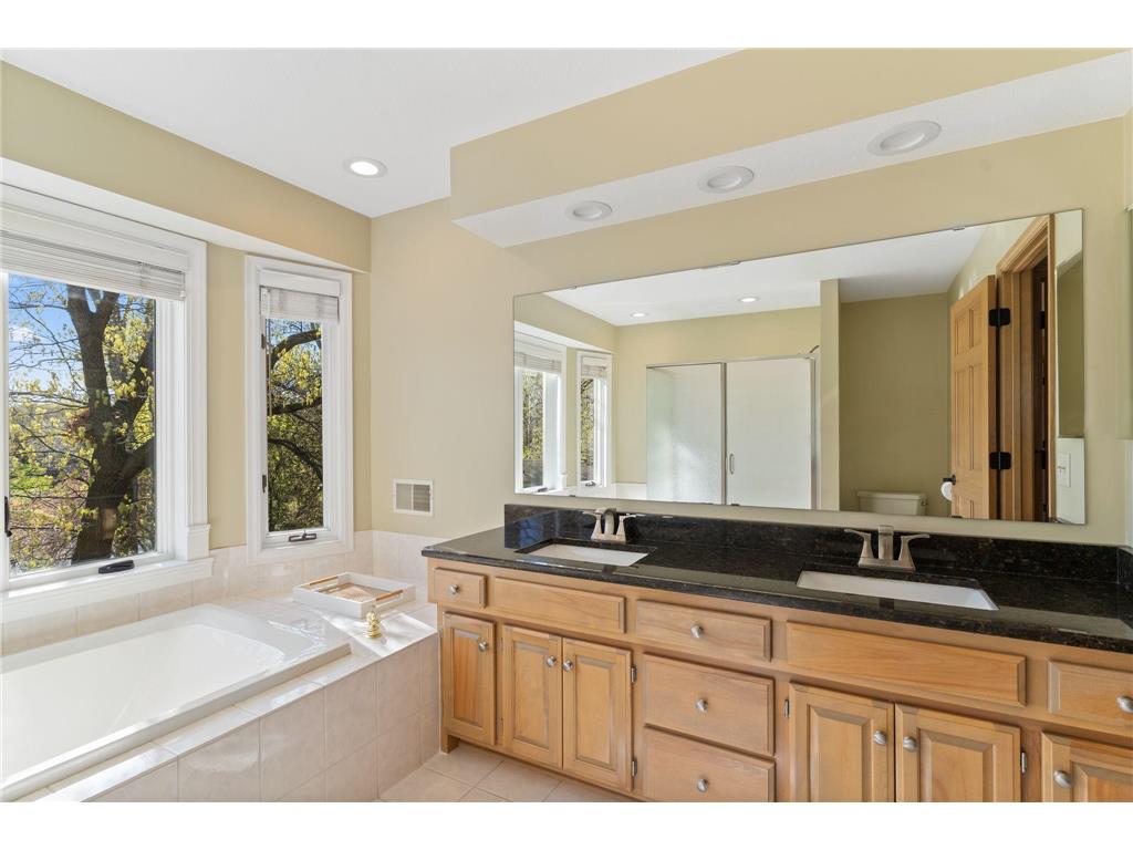 17718 Kingsway Path Lakeville MN 55044 7056001 image22