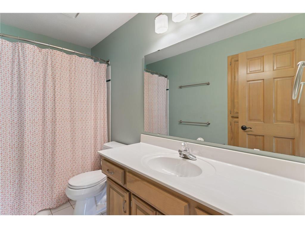 17718 Kingsway Path Lakeville MN 55044 7056001 image26