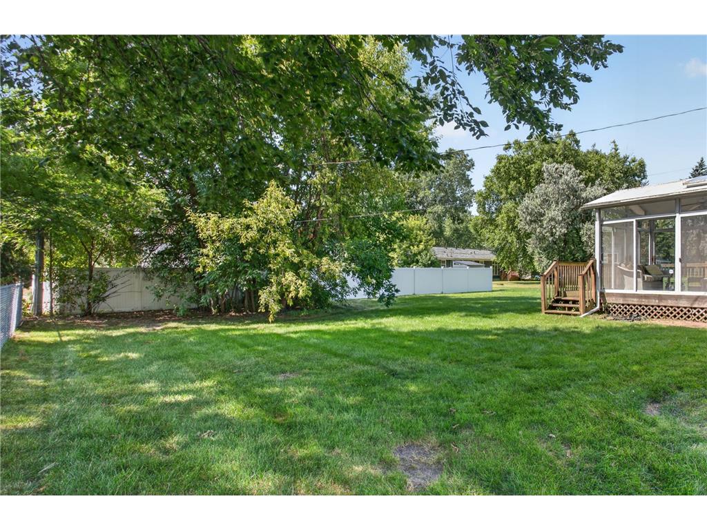 1772 Eldridge Avenue W Roseville MN 55113 7110491 image15
