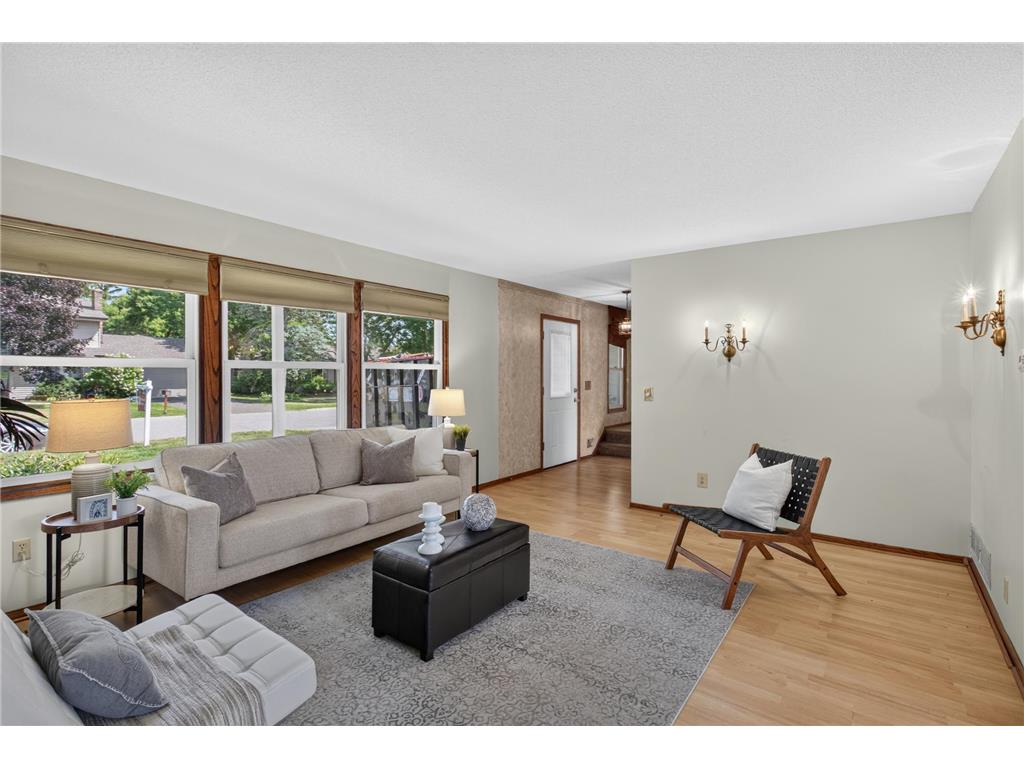 1772 Eldridge Avenue W Roseville MN 55113 7110491 image3
