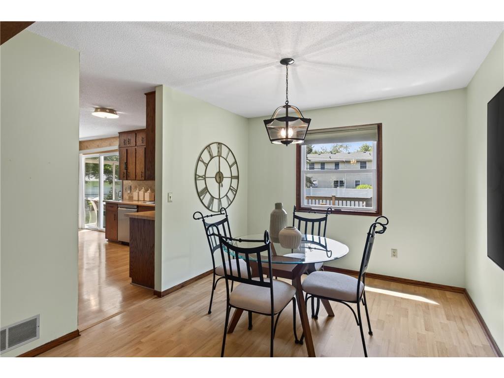 1772 Eldridge Avenue W Roseville MN 55113 7110491 image5