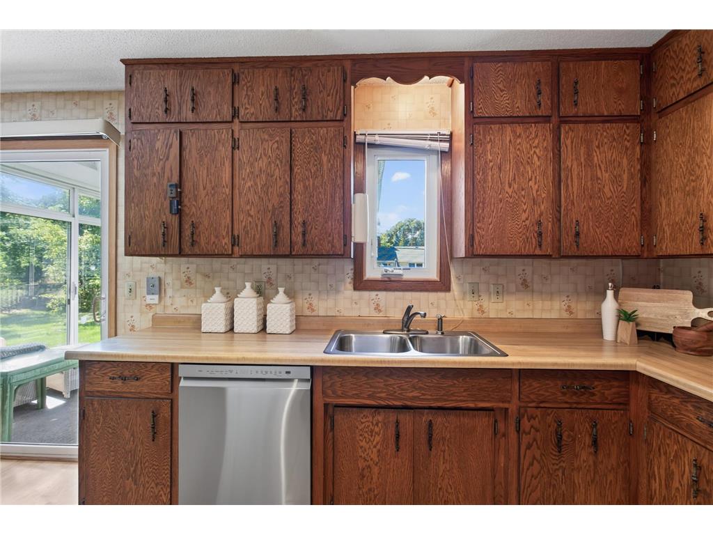 1772 Eldridge Avenue W Roseville MN 55113 7110491 image8