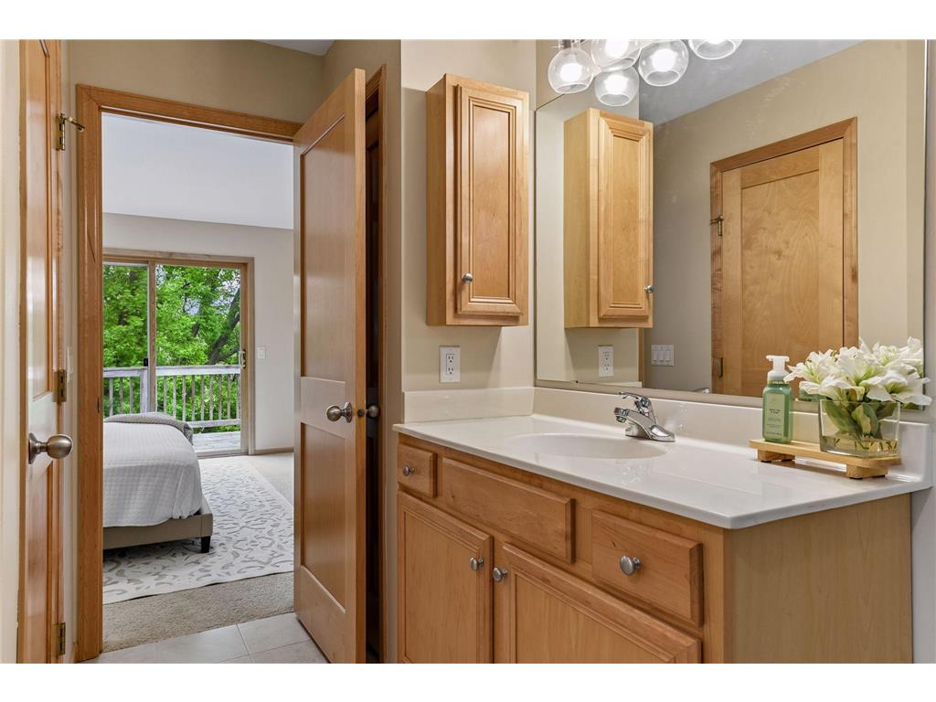 17721 Southridge Court Minnetonka MN 55345 7088003 image20
