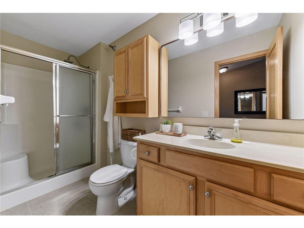 17721 Southridge Court Minnetonka MN 55345 7088003 image25