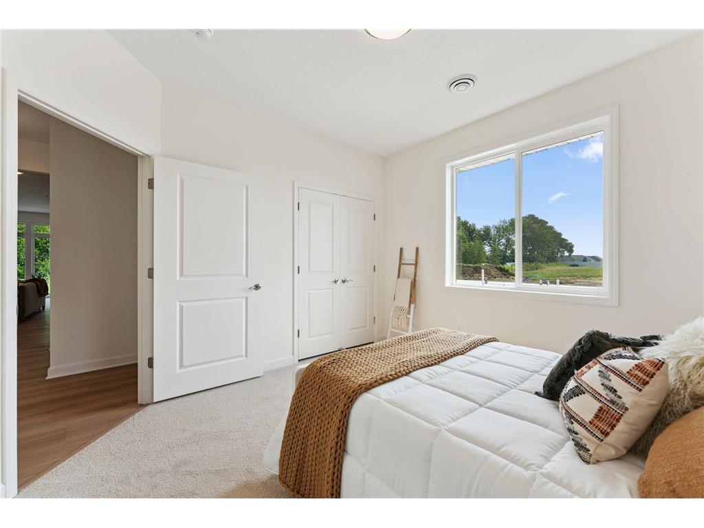 17725 Everest Avenue Lakeville MN 55044 7057917 image4