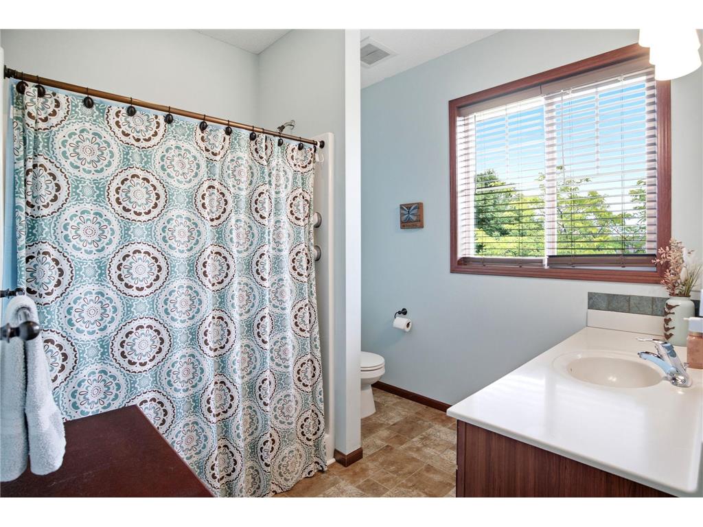 1773 Gotland Lane Shakopee MN 55379 7100281 image31