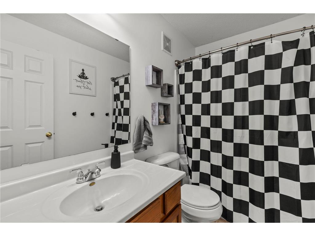 1773 Grove Drive Shakopee MN 55379 7074783 image37