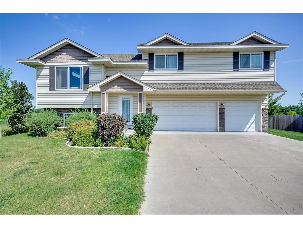 17736 311th Court, Shafer, MN 55074 MLS 6437478 Edina Realty