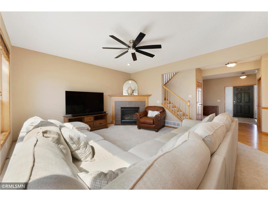 1774 Fox Run Shakopee MN 55379 7080689 image13