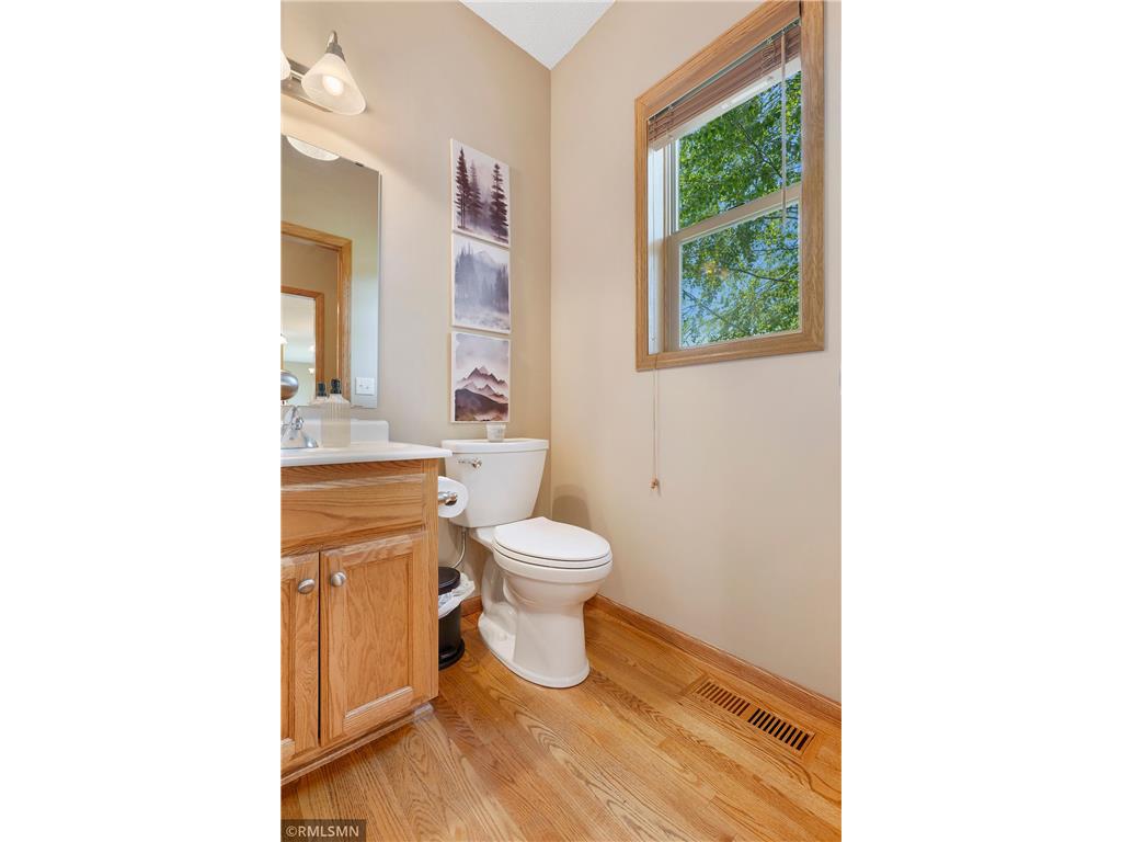 1774 Fox Run Shakopee MN 55379 7080689 image20