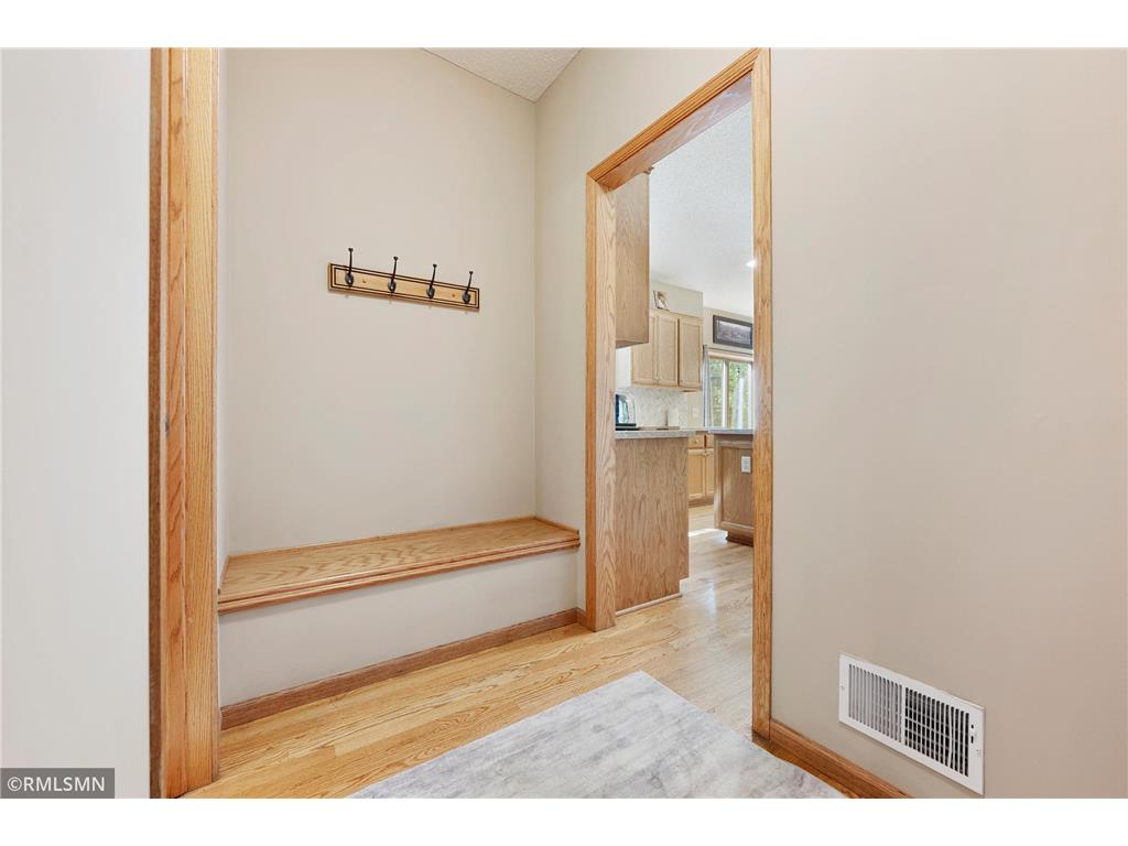 1774 Fox Run Shakopee MN 55379 7080689 image21