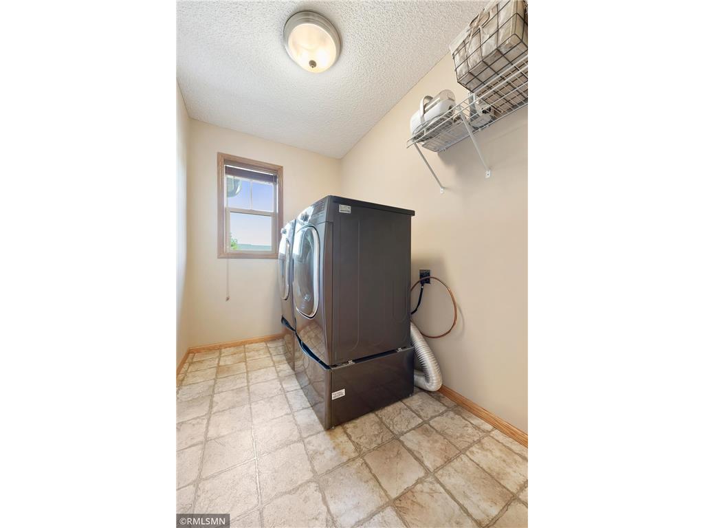 1774 Fox Run Shakopee MN 55379 7080689 image34
