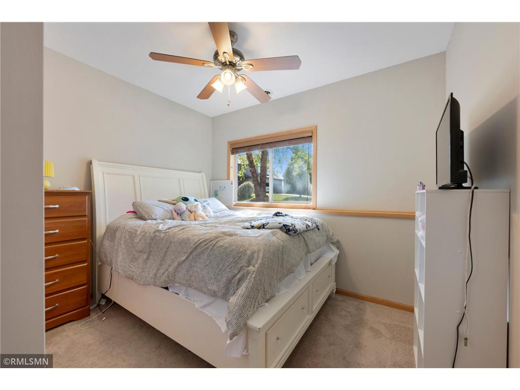 1774 Fox Run Shakopee MN 55379 7080689 image44