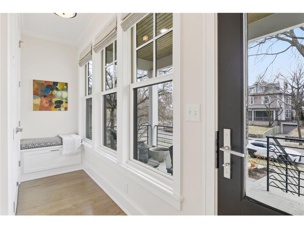 1774 Girard Avenue S Minneapolis MN 55403 7026023 image4