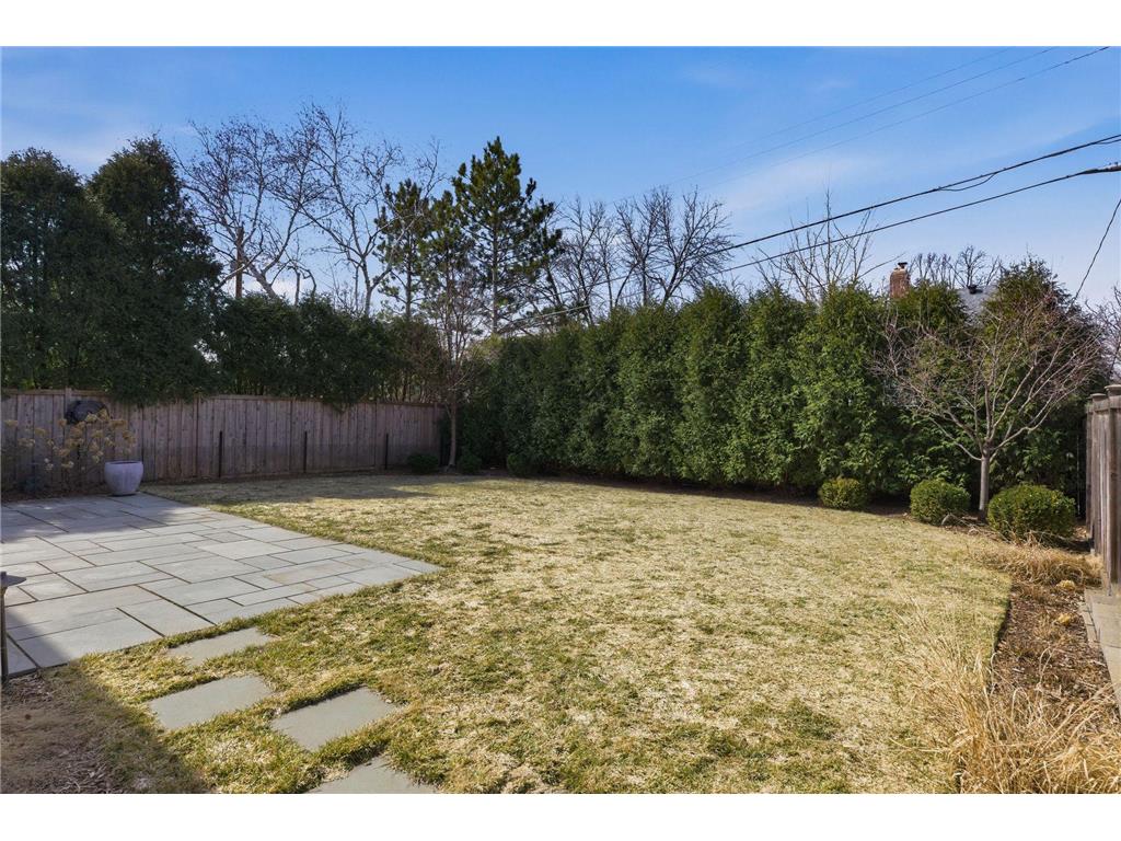 1774 Girard Avenue S Minneapolis MN 55403 7026023 image65