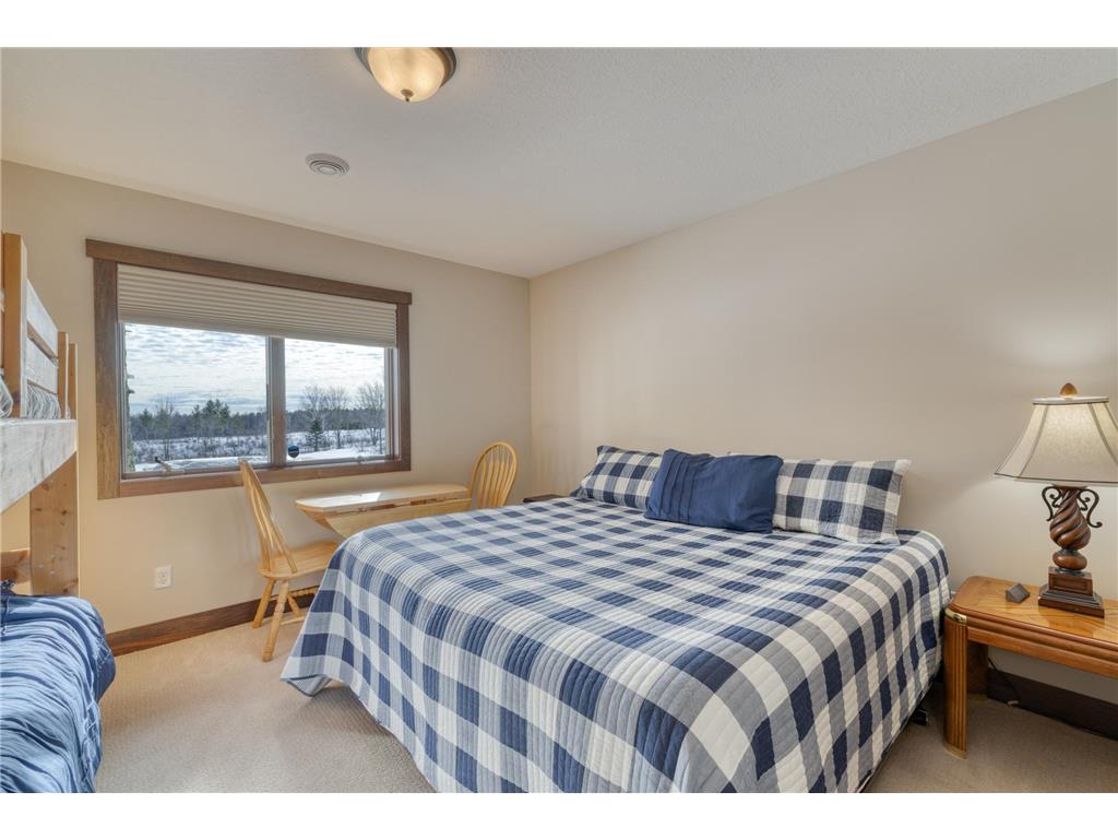 1774 Highway 2 Two Harbors MN 55616 - Stewart 7029559 image61