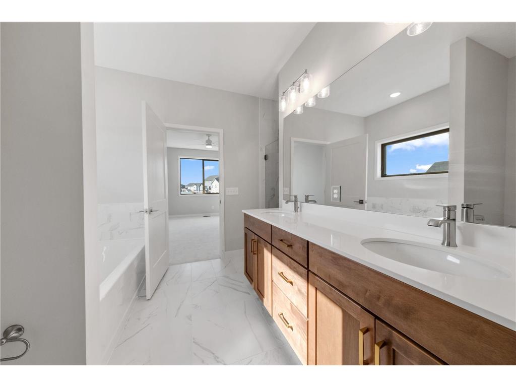 17747 Ellsworth Drive Lakeville MN 55044 6803552 image17