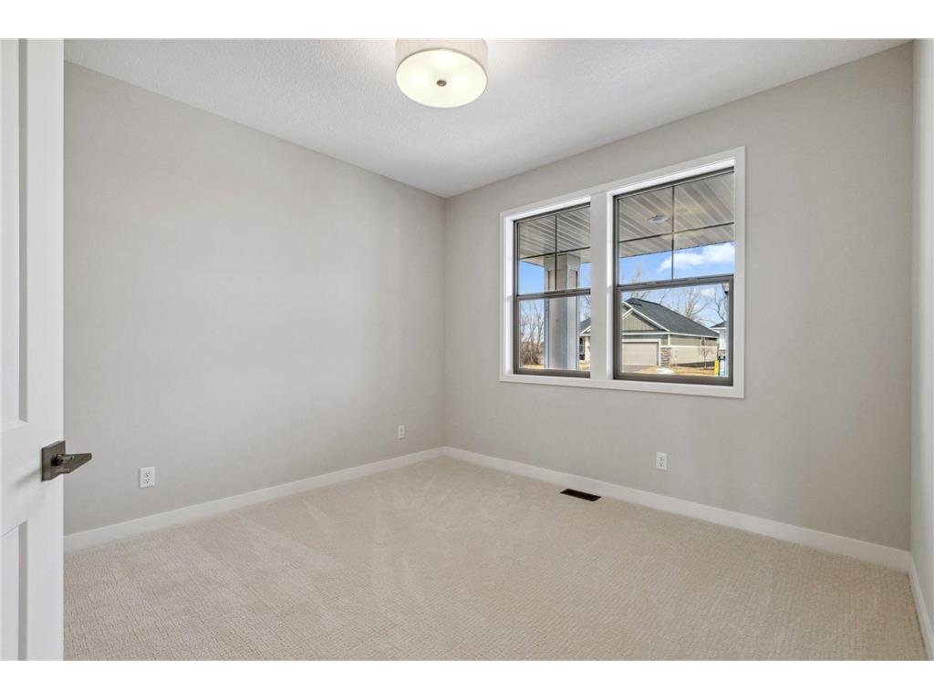 17747 Ellsworth Drive Lakeville MN 55044 6803552 image4