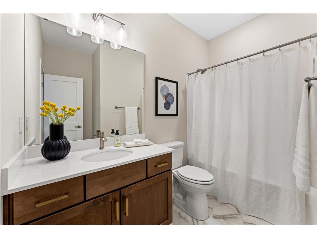 17747 Ellsworth Drive Lakeville MN 55044 7058795 image5