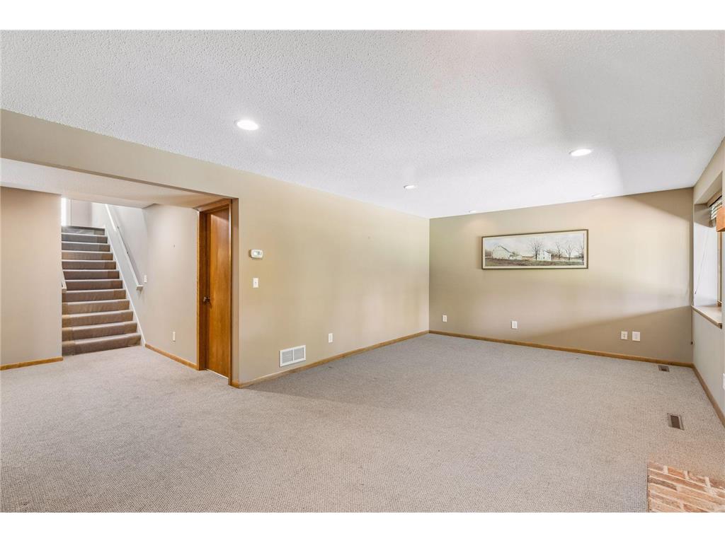 1775 Lexington Avenue S #19 Lilydale MN 55118 7056664 image25