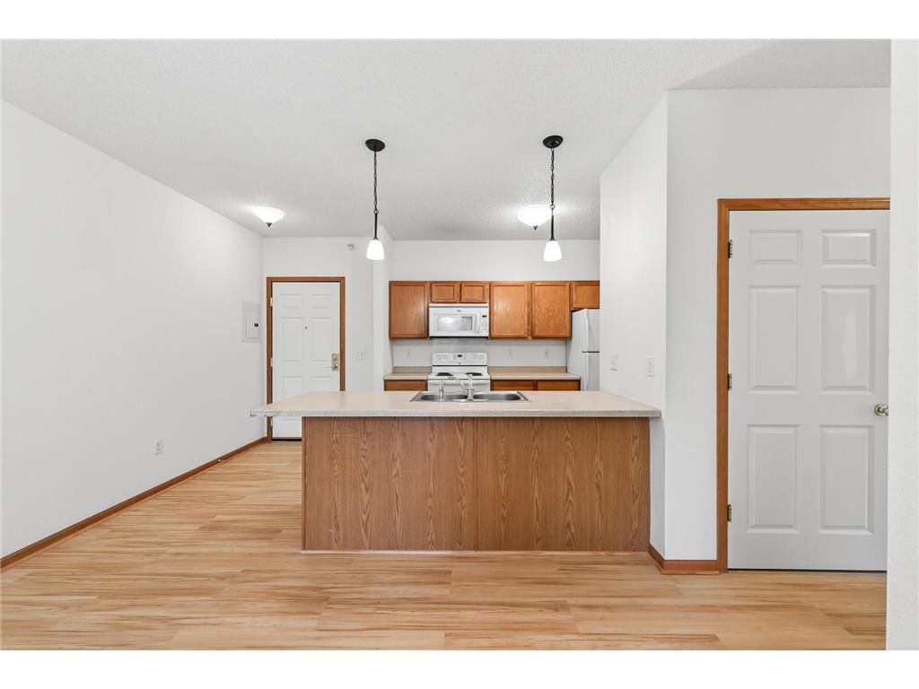 1776 Maryland Avenue E #100 Saint Paul MN 55106 6816476 image8