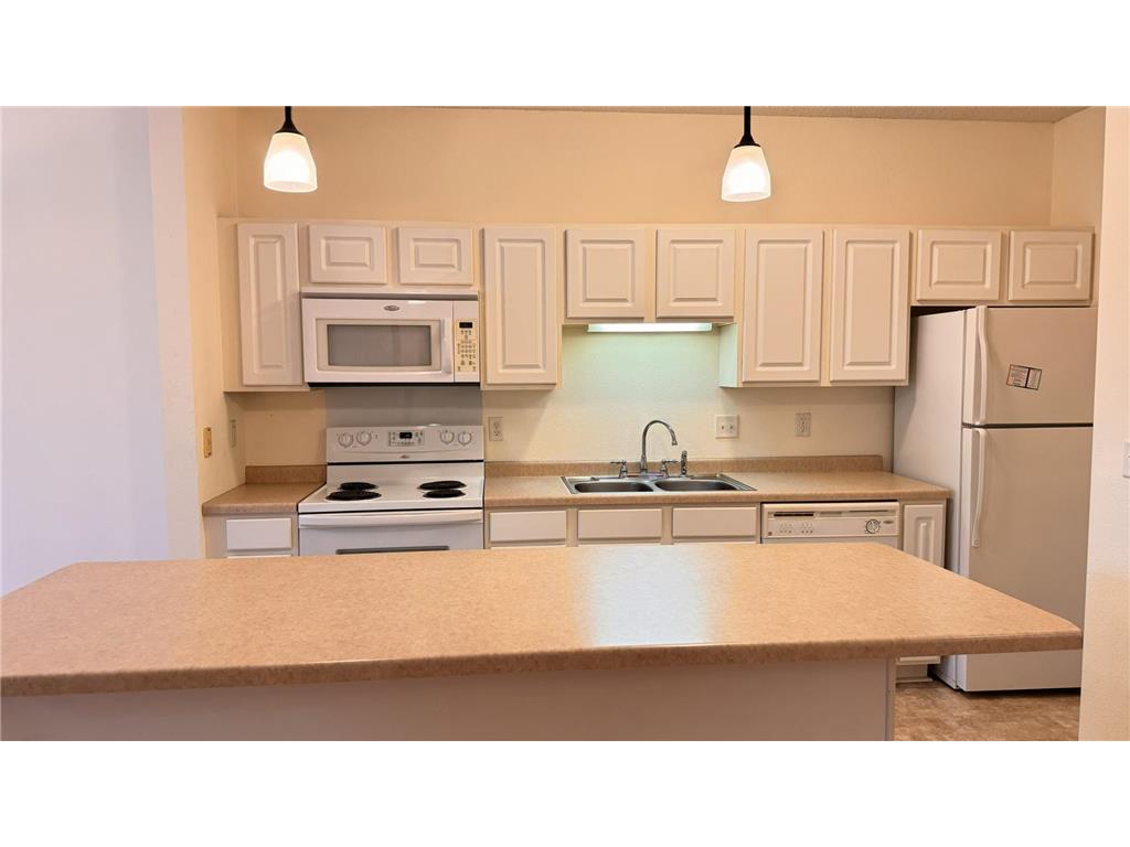 1776 Maryland Avenue E #204 Saint Paul MN 55106 7088875 image4