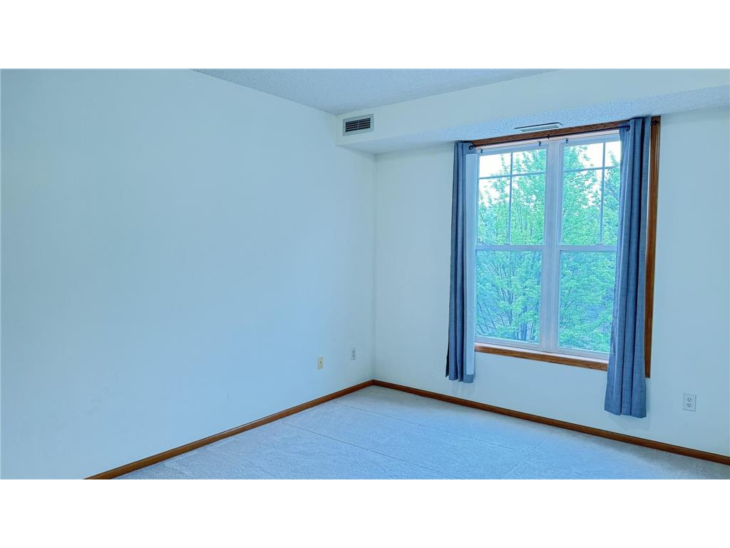 1776 Maryland Avenue E #204 Saint Paul MN 55106 7088875 image7