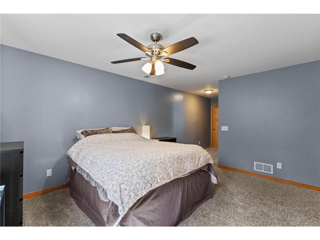 1776 McMenemy Street Maplewood MN 55117 7050607 image31