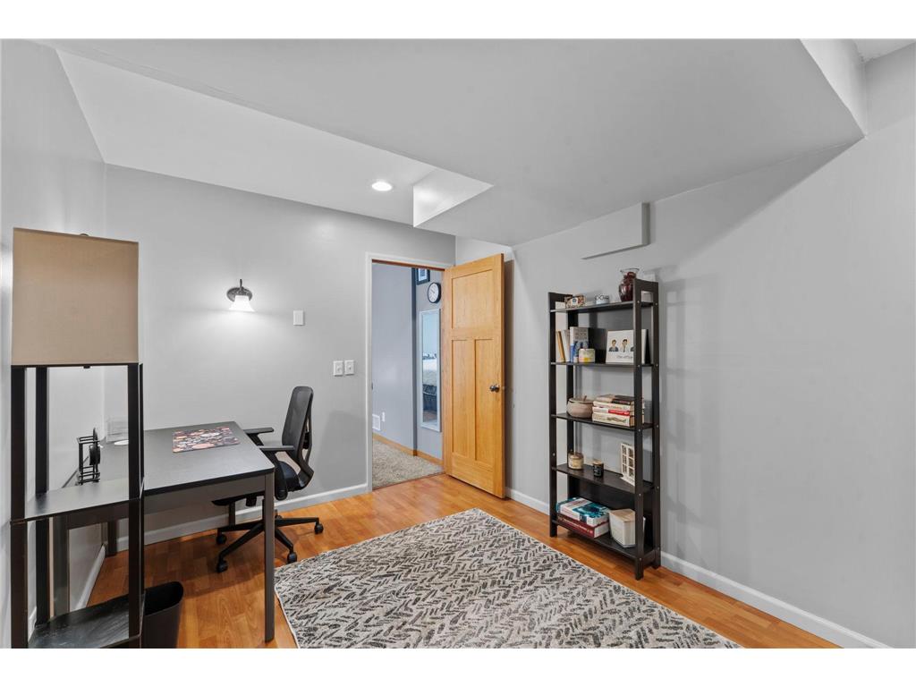 1776 McMenemy Street Maplewood MN 55117 7050607 image33