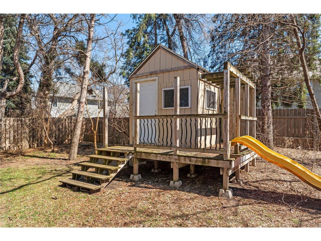 1776 McMenemy Street Maplewood MN 55117 7050607 image41