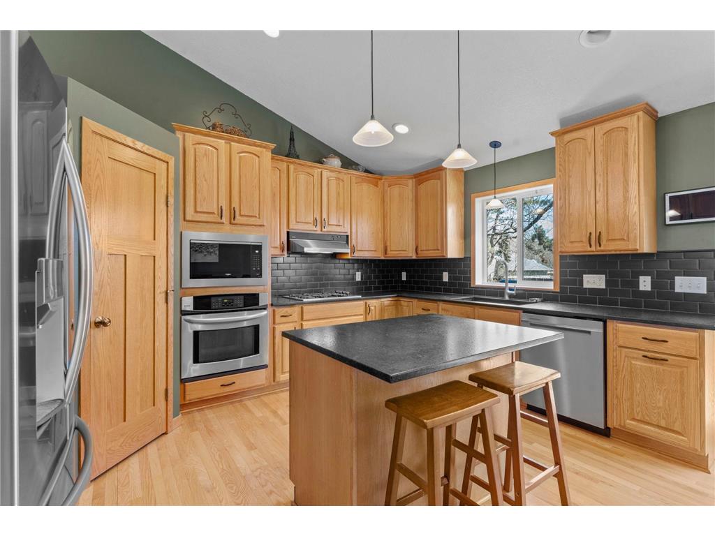 1776 McMenemy Street Maplewood MN 55117 7050607 image6