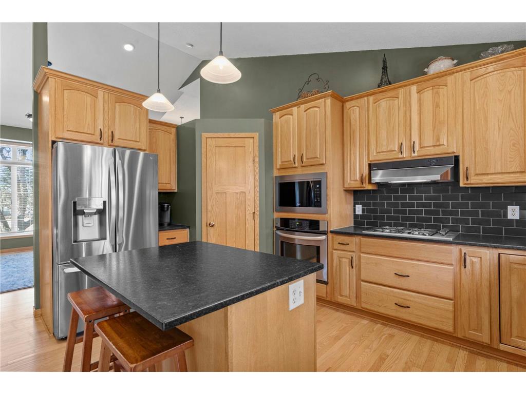 1776 McMenemy Street Maplewood MN 55117 7050607 image7