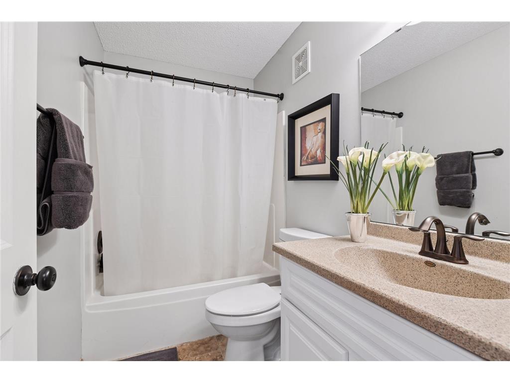 1776 Riverside Drive Shakopee MN 55379 7038846 image16