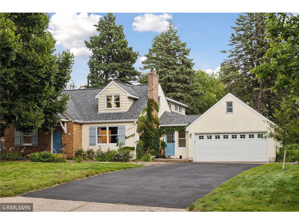 1776 Saint Marys Street Falcon Heights MN 55113 6784771 image1