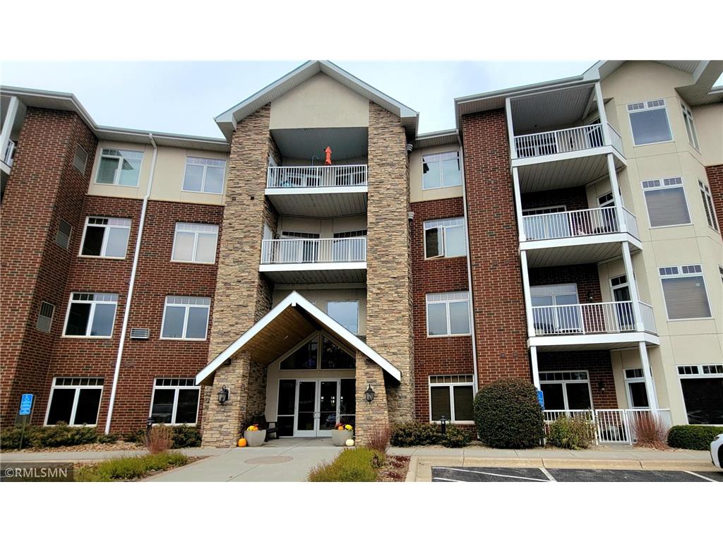 1776 Stieger Lake Lane #202 Victoria MN 55386 6616459 image1