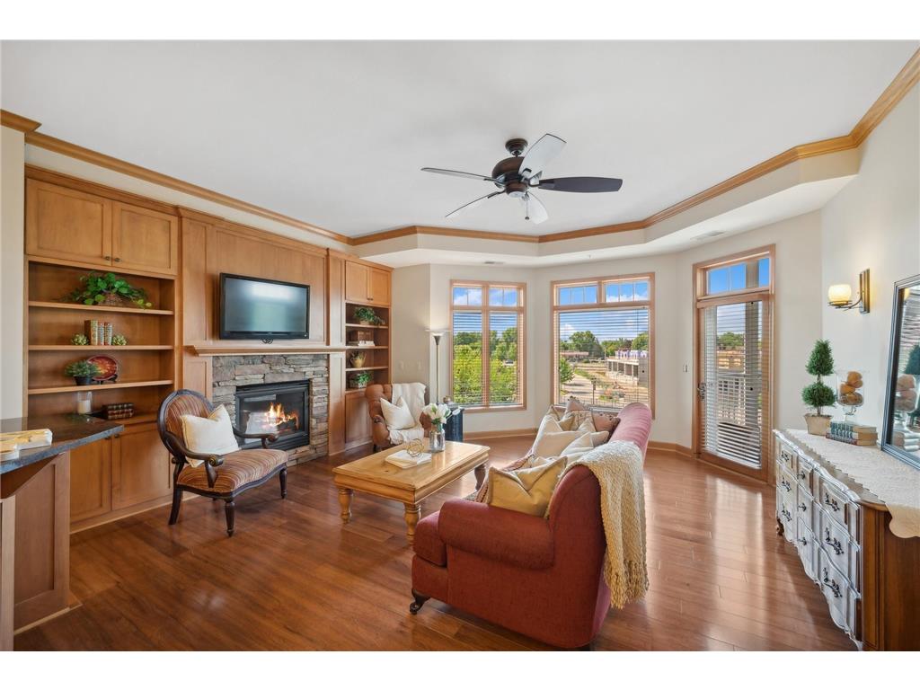 1776 Stieger Lake Lane #402 Victoria MN 55386 - Steiger 6576528 image1