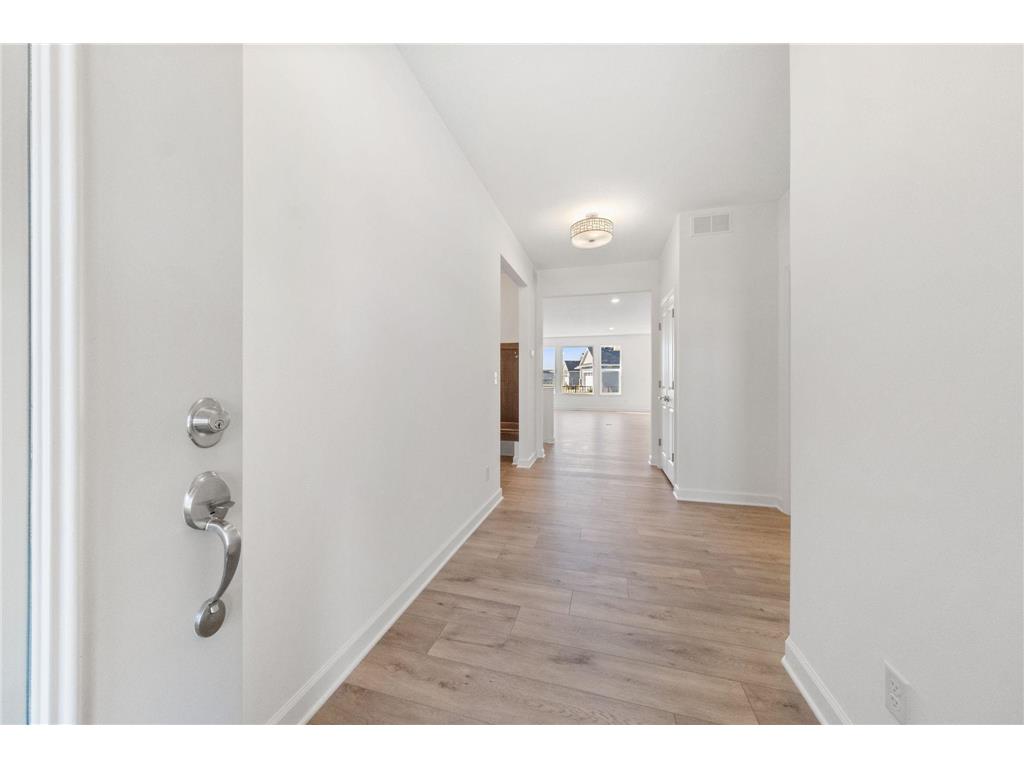 17763 Ellsworth Drive Lakeville MN 55044 6821063 image5