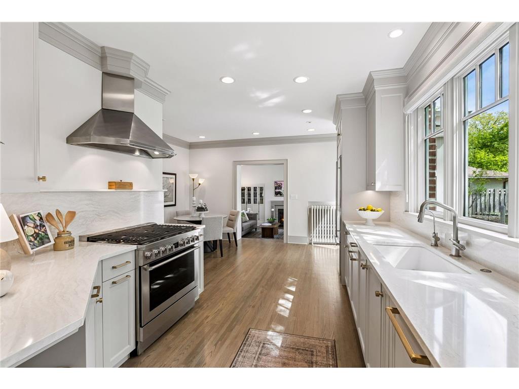 1777 Knox Avenue S Minneapolis MN 55403 7041002 image24