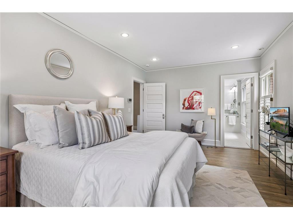 1777 Knox Avenue S Minneapolis MN 55403 7041002 image33