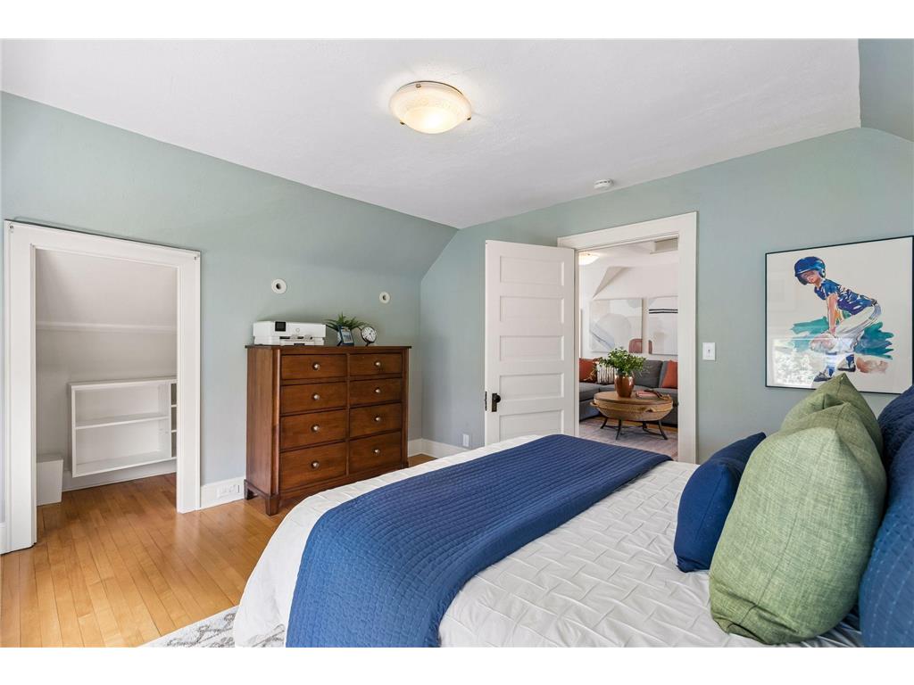 1777 Knox Avenue S Minneapolis MN 55403 7041002 image46