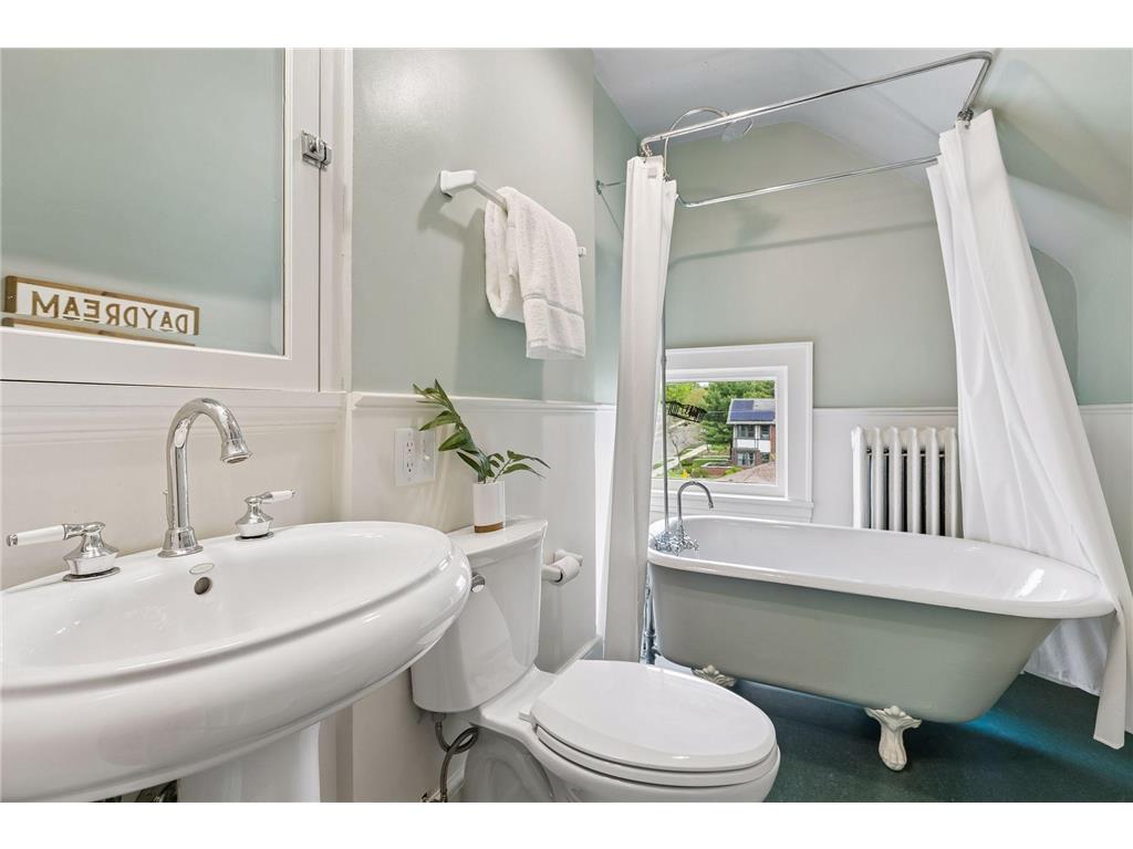 1777 Knox Avenue S Minneapolis MN 55403 7041002 image47
