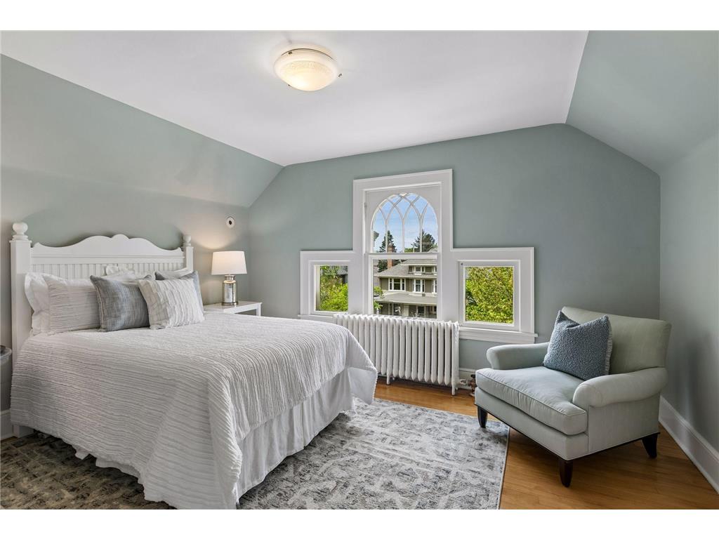 1777 Knox Avenue S Minneapolis MN 55403 7041002 image48