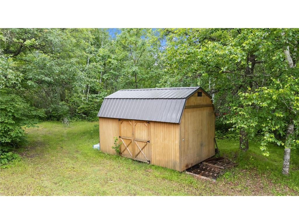 1777 Pear Lake Road Coleraine MN 55744 6749883 image18